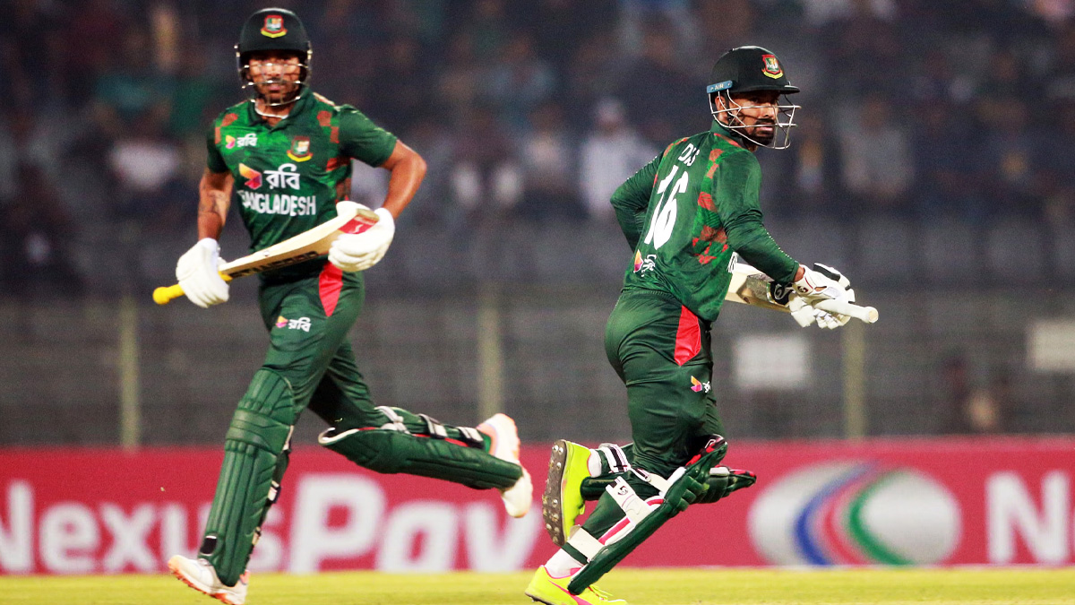 ব্যাটিং বিপর্যয়ে বাংলাদেশ, সৌম্যের পর ফিরে গেলেন লিটনও