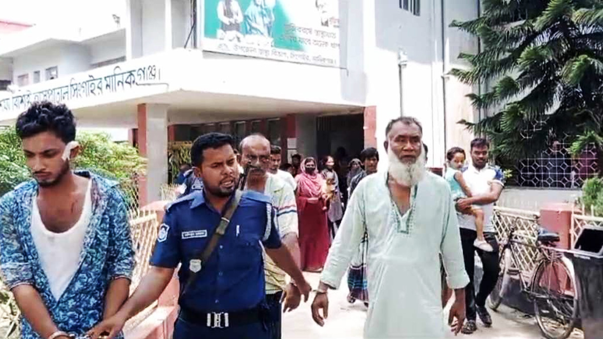 র্যাব পরিচয়ে ডাকাতি, ৫ জনকে গণপিটুনি দিয়ে পুলিশে সোপর্দ