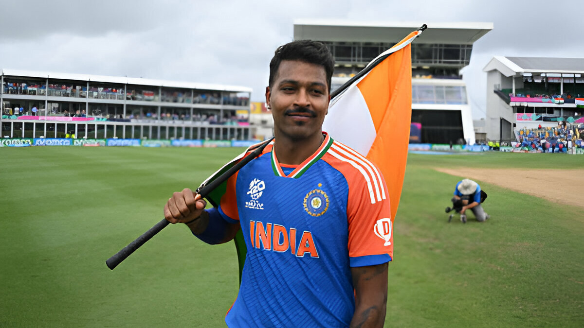 হার্দিকের চোখে এক নদী জল