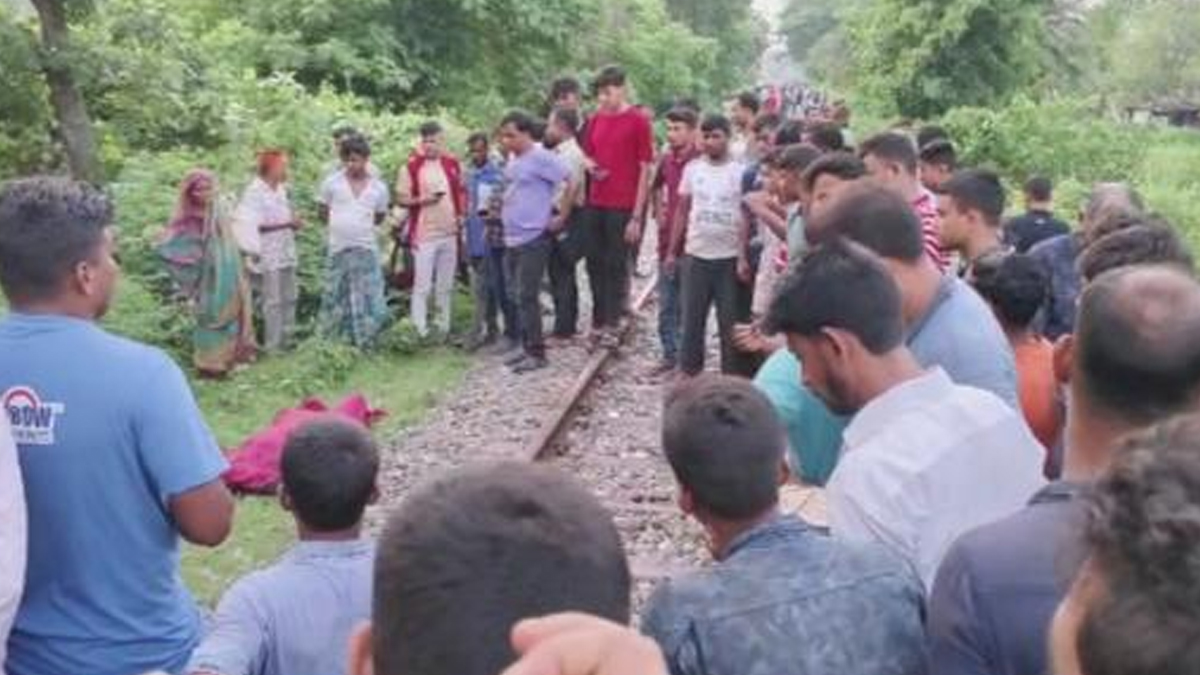 গাইবান্ধায় ট্রেনের নিচে ঝাঁপ দিয়ে গৃহবধূর আত্মহত্যা