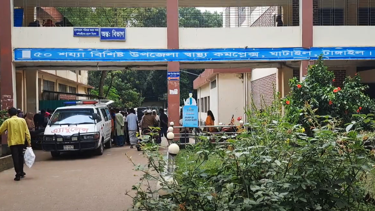 টাঙ্গাইলে পিকআপ ভ্যান-মোটরসাইকেলের মুখোমুখি সংঘর্ষ, নিহত ২