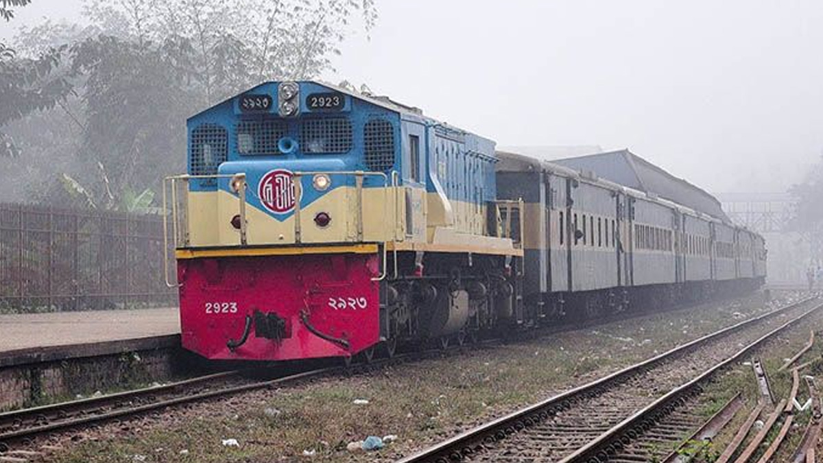 উদয়ন এক্সপ্রেসে নারীকে ধর্ষণের ঘটনায় গ্রেফতার আরও ১