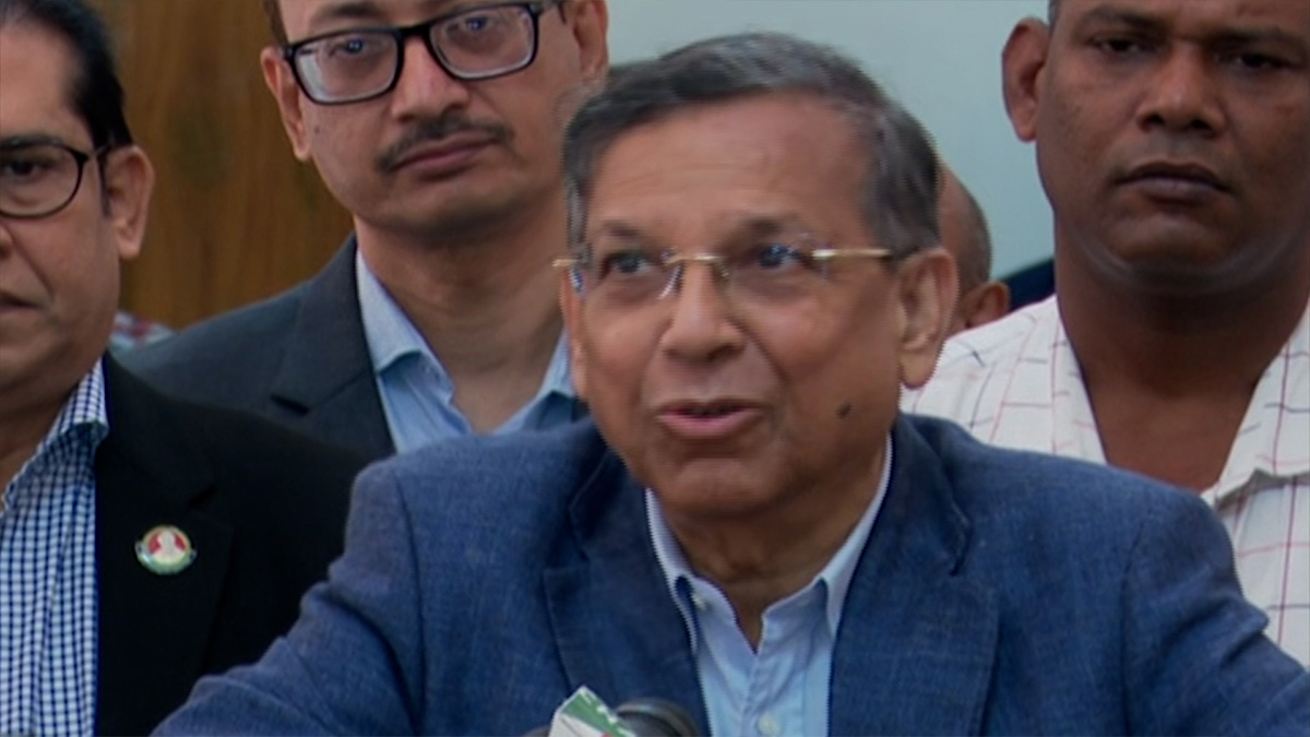 খালেদা জিয়ার হৃদযন্ত্রে পেস মেকার বসানোর কাজ চলছে: আইনমন্ত্রী