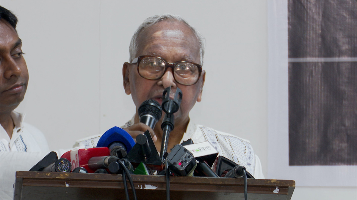 প্রস্তাবিত বাজেটের মাধ্যমে সরকার দুর্নীতিবাজদের প্রশ্রয় দিচ্ছে: ব্যারিস্টার জমির