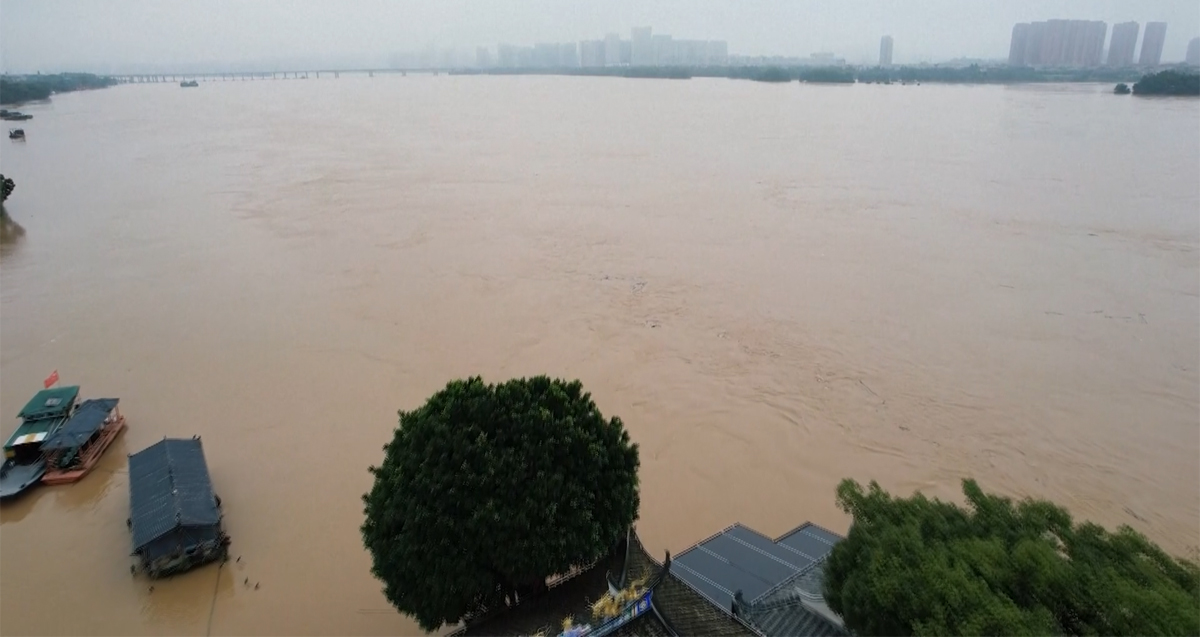 আরও অবনতি চীনের বন্যা পরিস্থিতির