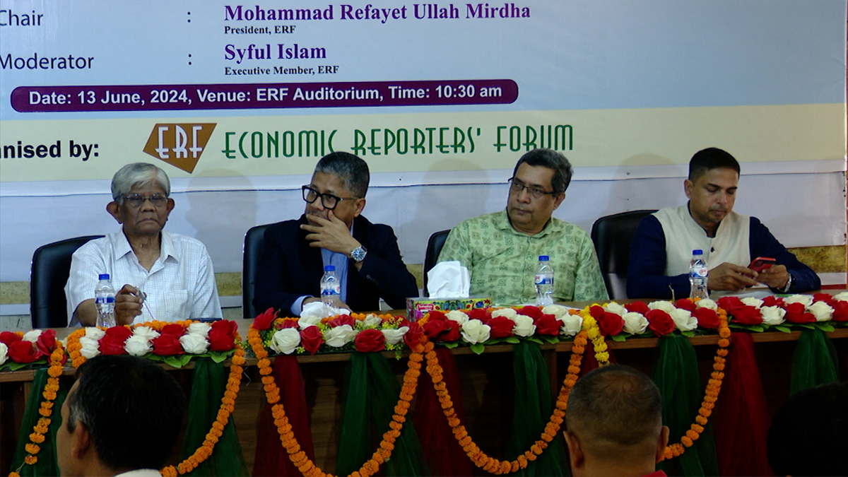 ‘বাজেটে নিম্ন ও মধ্যবিত্তদের সহায়তায় কোনো উদ্যোগ নেই’