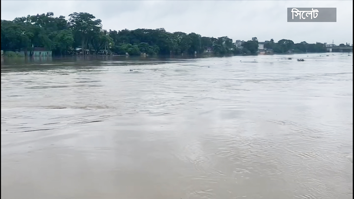 সিলেট-সুনামগঞ্জে বন্যা পরিস্থিতির উন্নতি, তবে কমেনি দুর্ভোগ