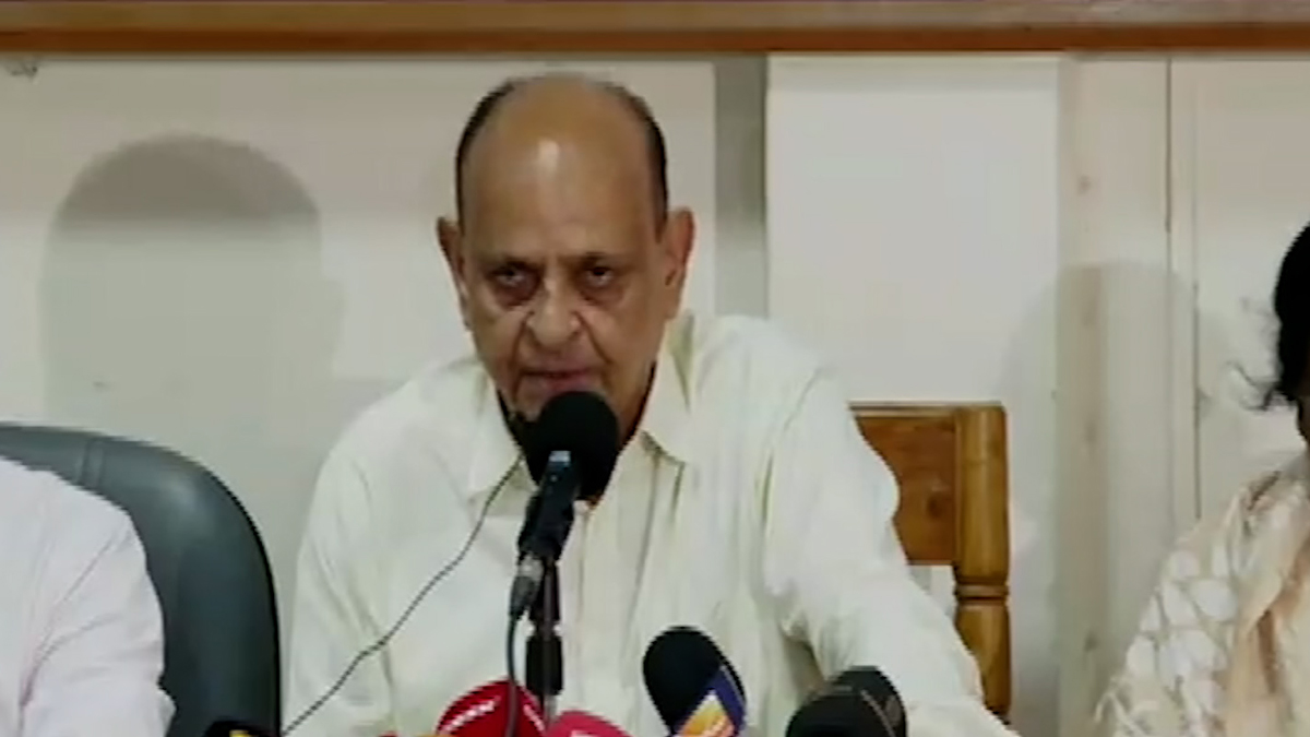 ঢামেকে সাংবাদিকদের সঙ্গে যেন দুর্ব্যবহার করা না হয়, স্বাস্থ্যমন্ত্রীর হুঁশিয়ারি