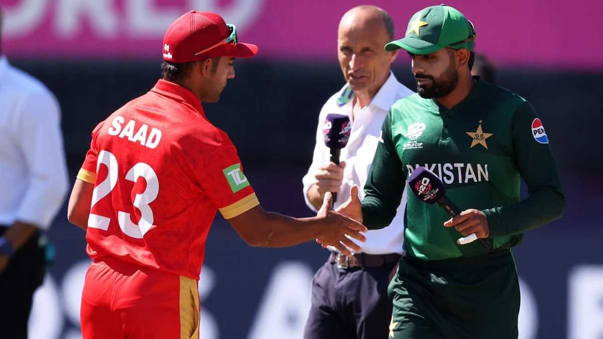 বাঁচা-মরার লড়াইয়ে টস জিতে ফিল্ডিংয়ে পাকিস্তান