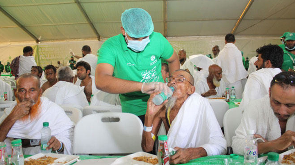 এবারের হজে ৩২ মিলিয়নের বেশি খাবার সরবরাহ করেছে সৌদি কর্তৃপক্ষ