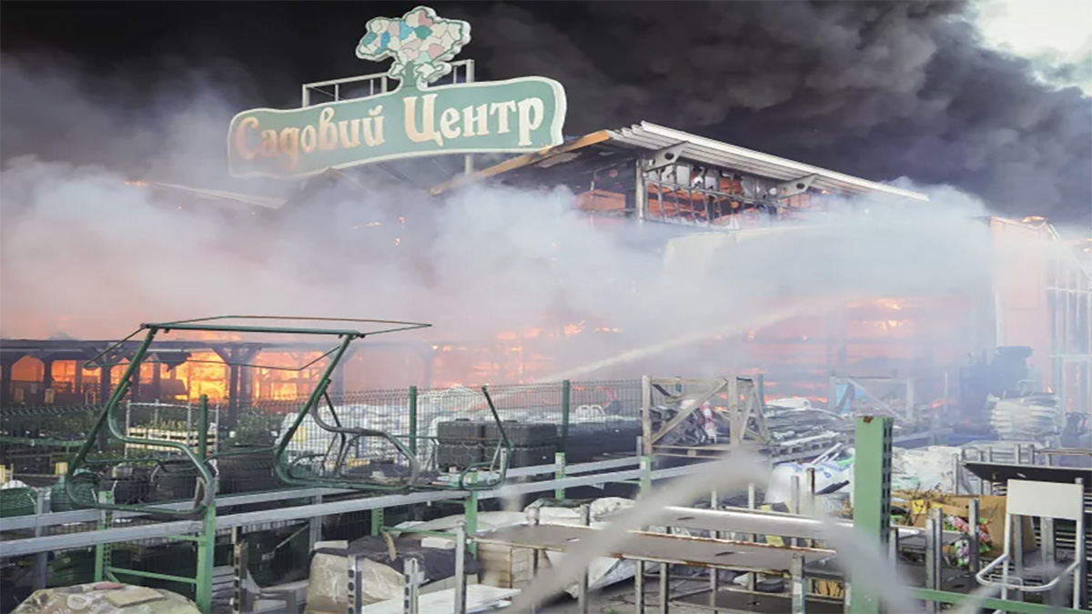 রাশিয়ার জ্বালানি ডিপোতে হামলা ইউক্রেনের