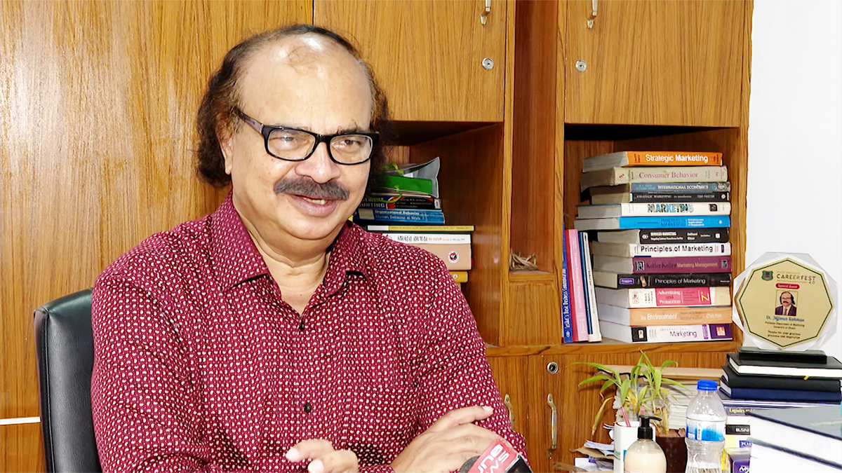 শেখ হাসিনা রাজনৈতিক উত্তরাধিকার নন, রাজনীতির উত্তরাধিকার: জবির সাবেক ভিসি মীজান