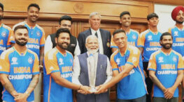 মোদির সাথে সাক্ষাত বিশ্বচ্যাম্পিয়নদের