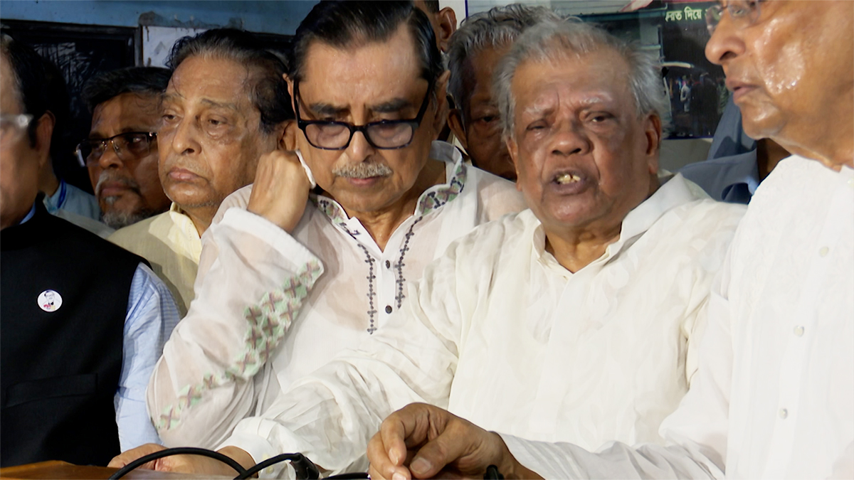 সহিংসতায় আহত: ‘কে কোন দল করে চিকিৎসায় তা বিবেচনা করা হবে না’