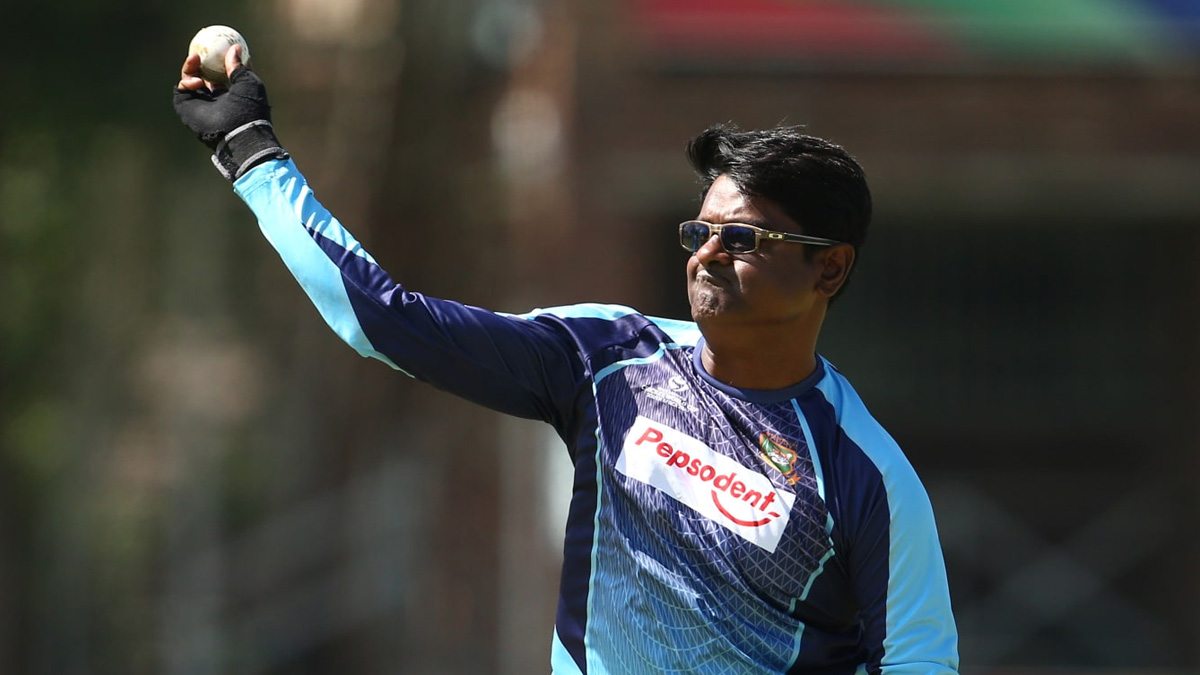 ফের বাংলাদেশ অনূর্ধ্ব-১৯ দলের কোচ হলেন নাভিদ নাওয়াজ