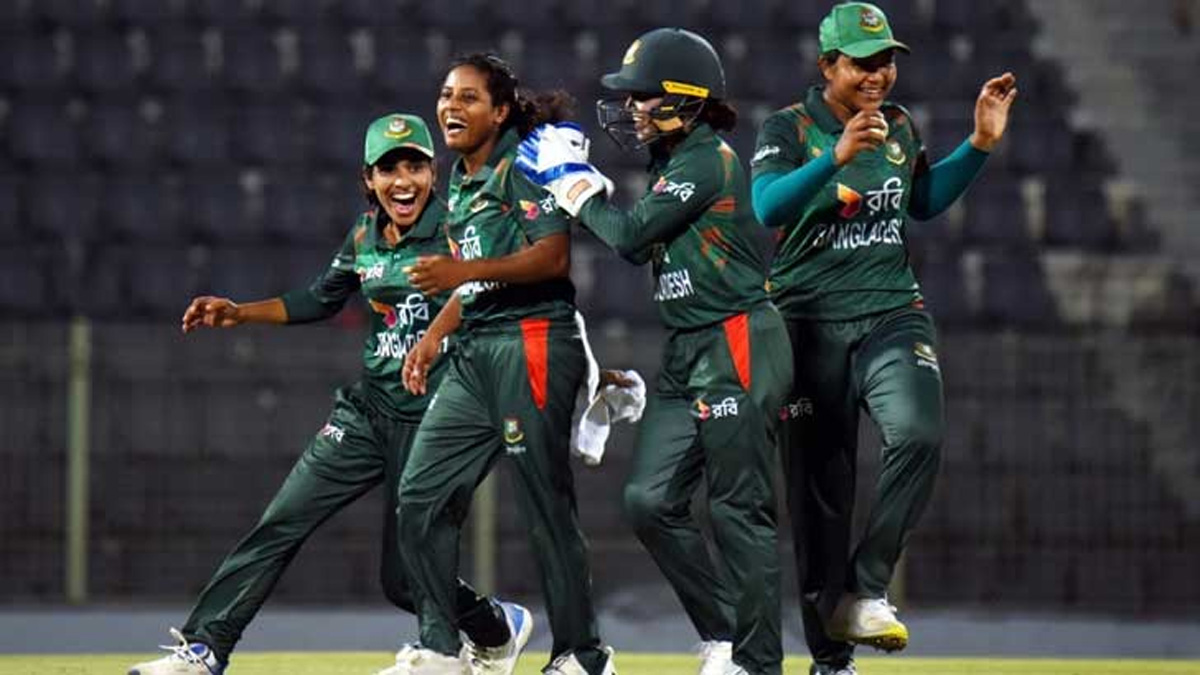 মালয়েশিয়াকে হারিয়ে সেমিফাইনালে এক পা বাংলাদেশের