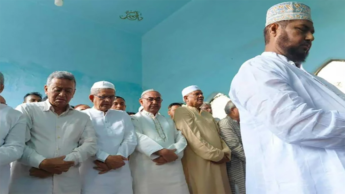 নিহতদের গায়েবানা জানাজা বিএনপি ও সমমনা দলের