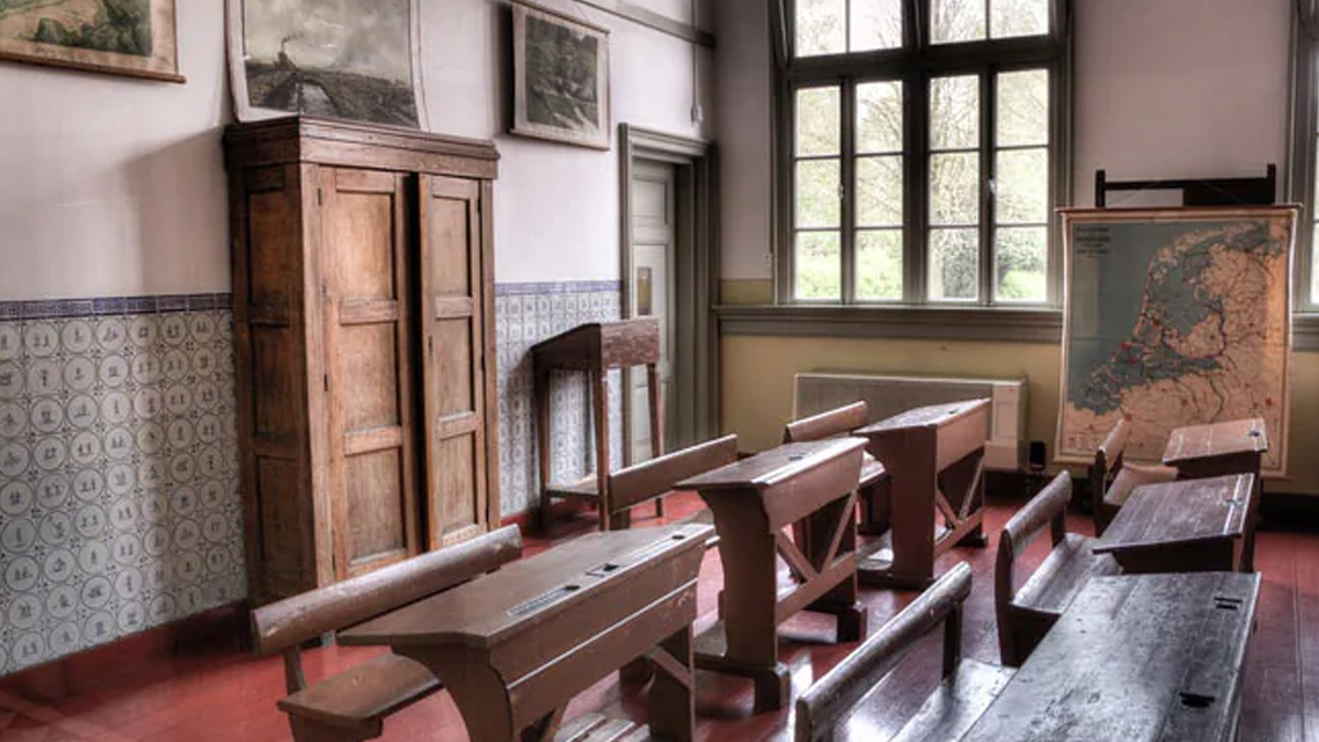 আসামে শিক্ষার্থী শ্রেণিকক্ষেই হত্যা করলো শিক্ষককে