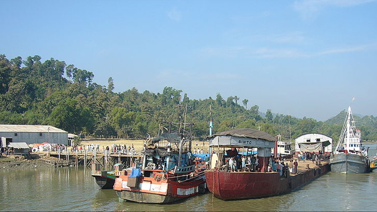টেকনাফ-সেন্টমার্টিন রুটে ট্রলার ও স্পিডবোট উল্টে নিখোঁজ ২ জনের মরদেহ উদ্ধার