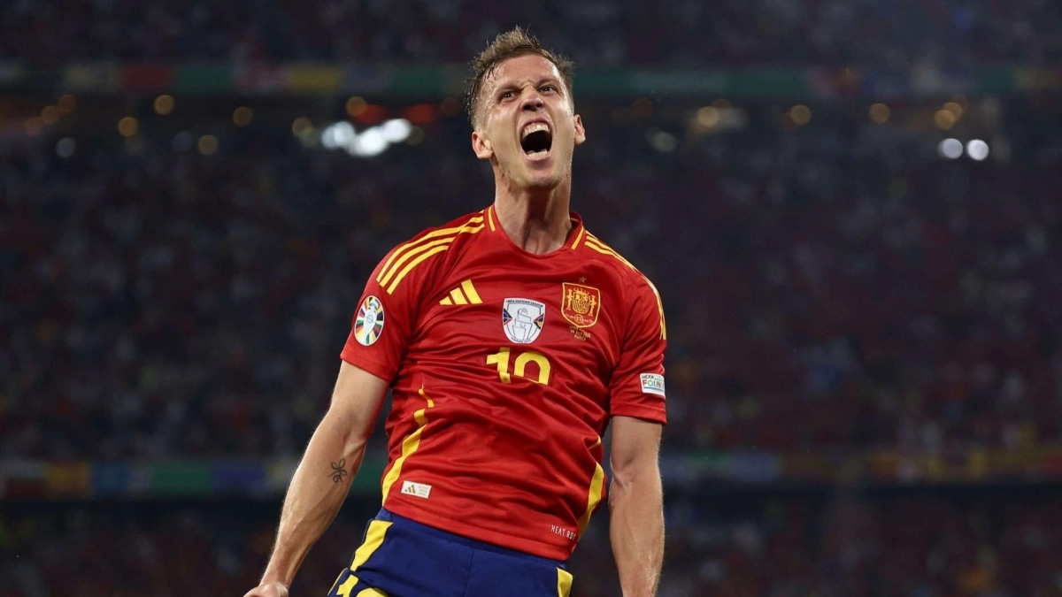 ওলমোকে দলে ভেড়াতে চায় বার্সেলোনা