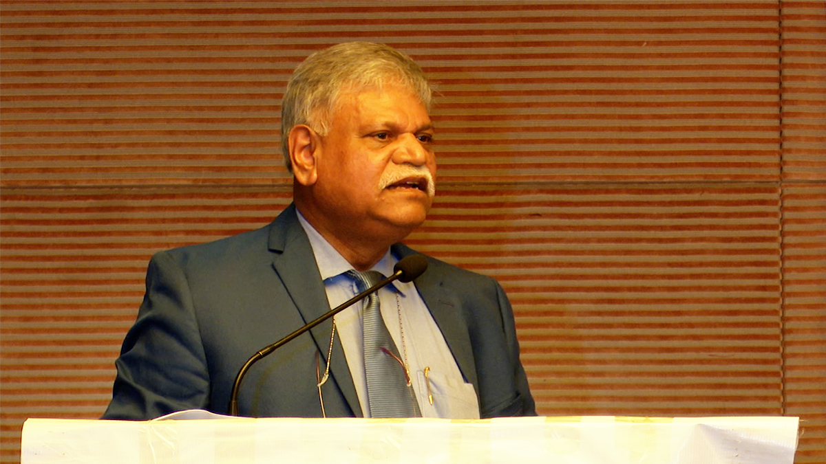 বেনজীরের বিদেশ চলে যাওয়া স্বাভাবিক নয়: ড. মিজান