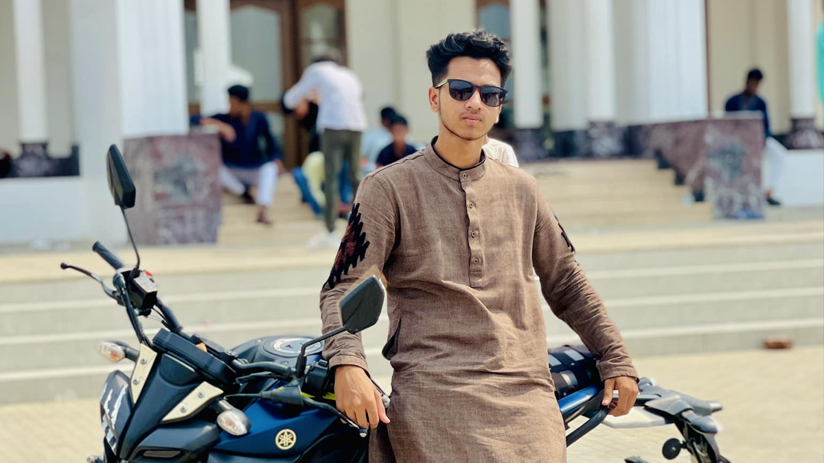 কুয়াকাটায় আবাসিক হোটেল থেকে যুবকের মরদেহ উদ্ধার