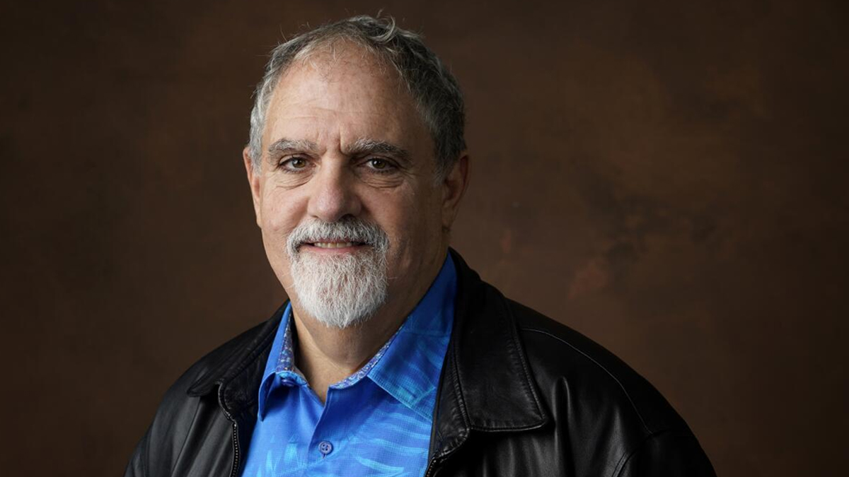 ‘টাইটানিক’ সিনেমার প্রযোজক জন ল্যান্ডার আর নেই