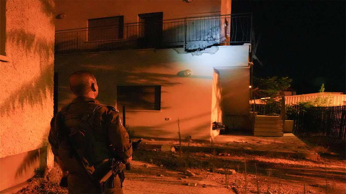 ইসরায়েলি ভূখণ্ড লক্ষ্য করে রকেট হামলা লেবাননের