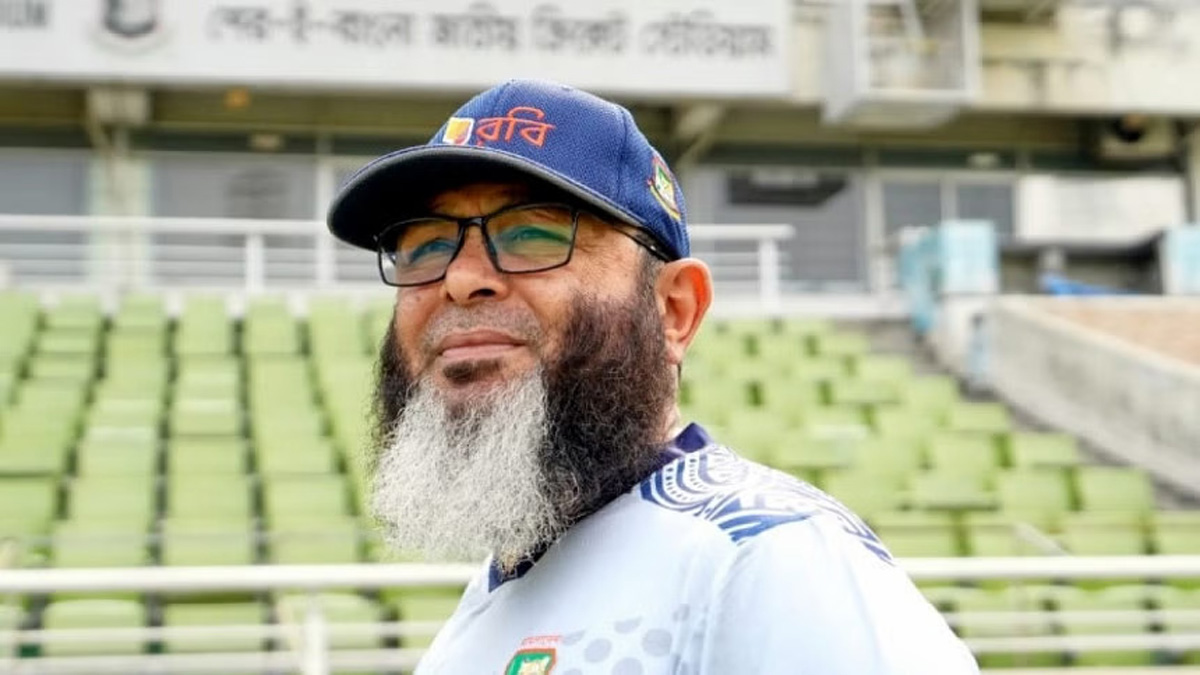 ইংল্যান্ড যুবা দলের দায়িত্বে মুশতাক, তবু চেষ্টা করবে বিসিবি