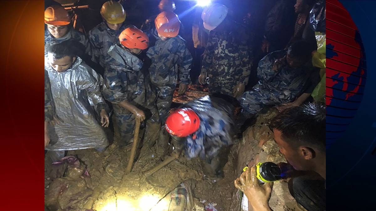 পোখারায় ভূমিধসে একই পরিবারের ৭ জনের মৃত্যু