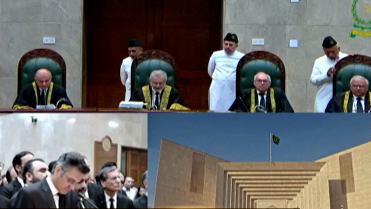 পার্লামেন্টে ২৩টি সংরক্ষিত আসন পাচ্ছে ইমরান খানের দল