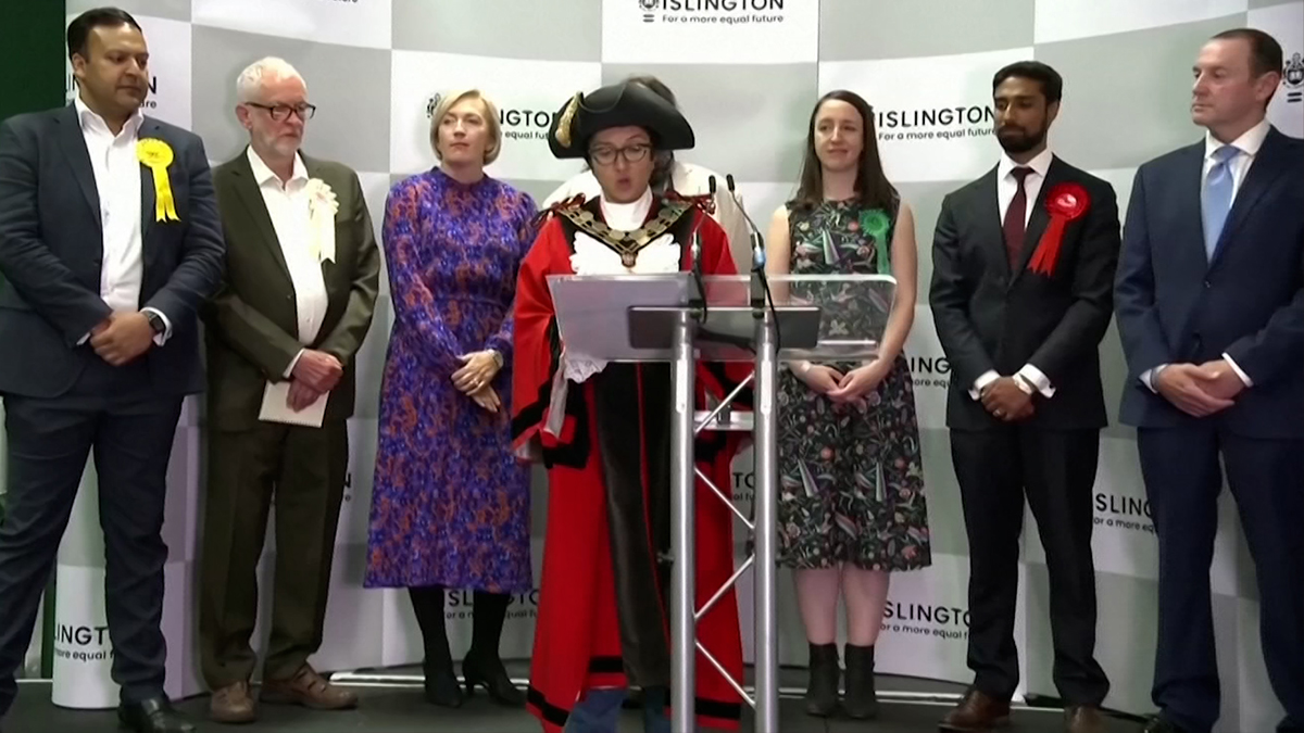 স্বতন্ত্র প্রার্থী হিসেবে লেবার পার্টির সাবেক প্রধানের জয়