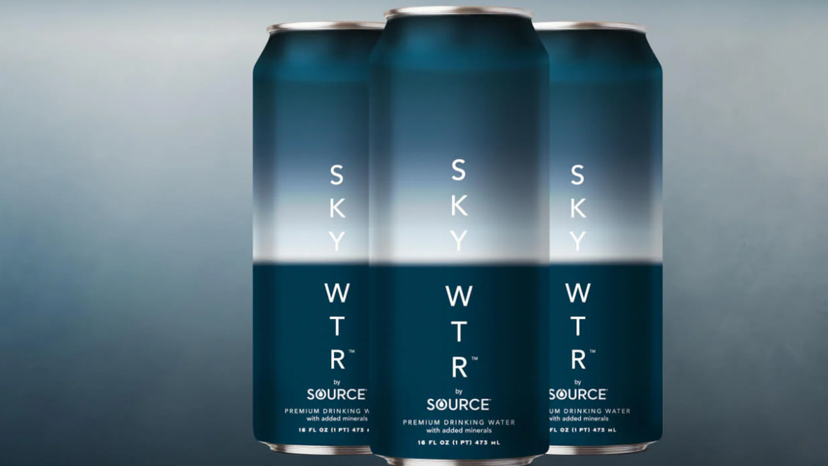 সূর্যের আলো ও বাতাস থেকে উৎপাদিত বোতলজাত পানি আসছে যুক্তরাষ্ট্রের বাজারে