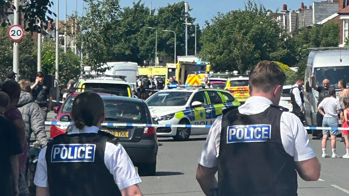 ইংল্যান্ডের ‘নাচের প্রশিক্ষণ কেন্দ্রে’ ছুরি হামলায় নিহত ২ শিশু