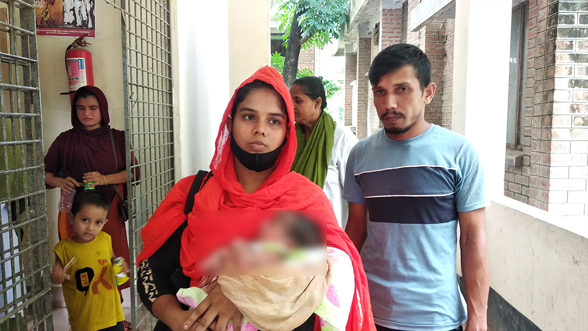 সপ্তাহের ব্যবধানে এক উপজেলা থেকে দুই নবজাতক উদ্ধার