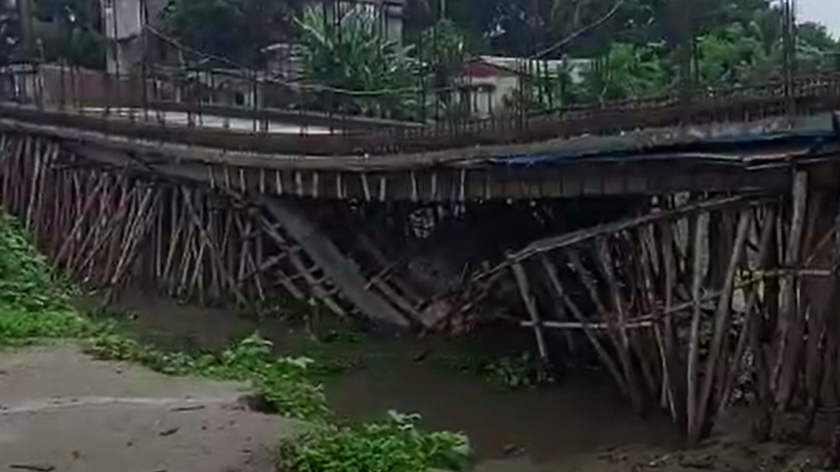 দুর্নীতির অভিযোগে টাঙ্গাইল পৌর মেয়রসহ ৬ কর্মকর্তার বিরুদ্ধে দুদকের মামলা