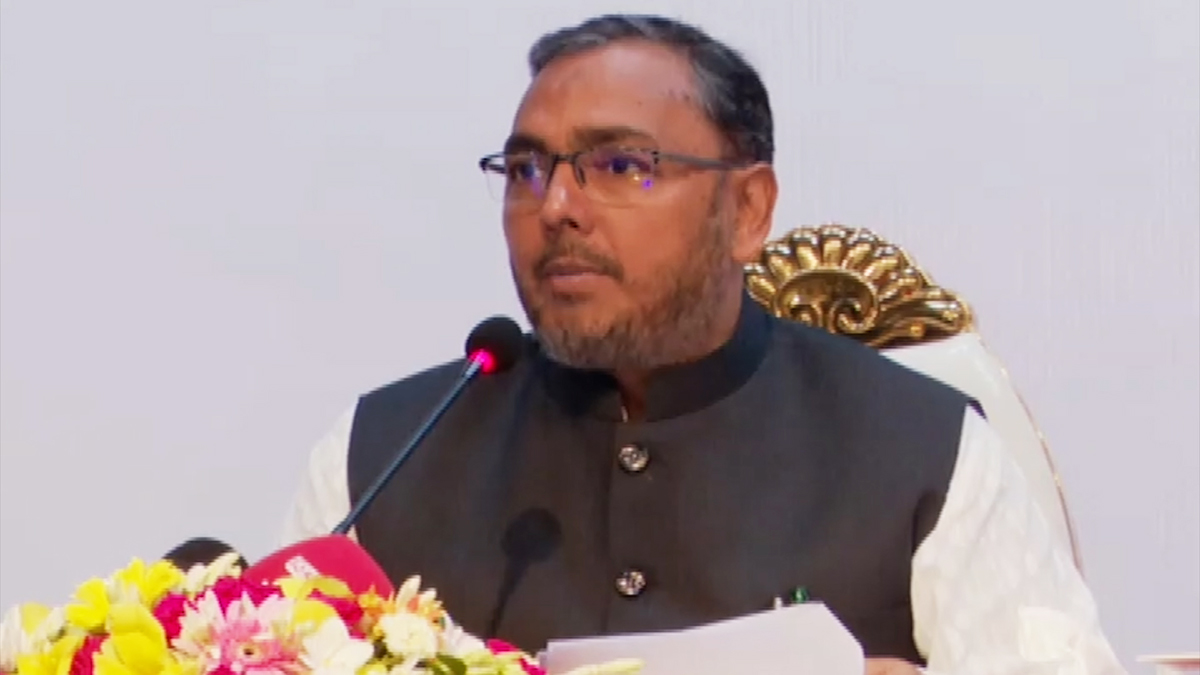 ব্যবসায়ীরা যেকোনো দেশ থেকে আলু ও পেঁয়াজ আমদানি করতে পারবে: বাণিজ্য প্রতিমন্ত্রী