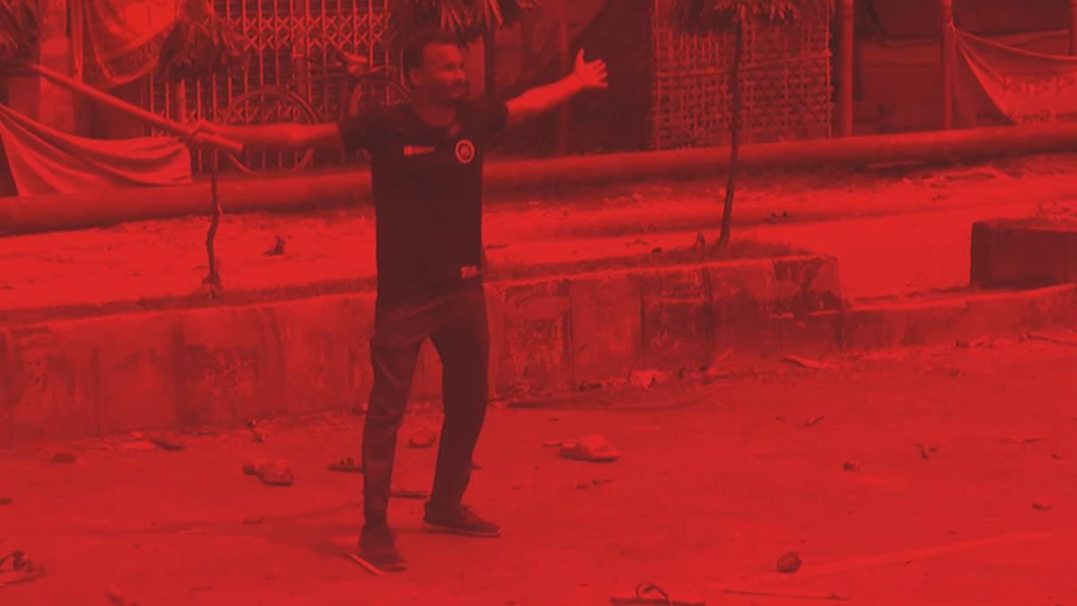 আন্দোলন আর দ্রোহকাব্যের রচয়িতা একজন আবু সাঈদ