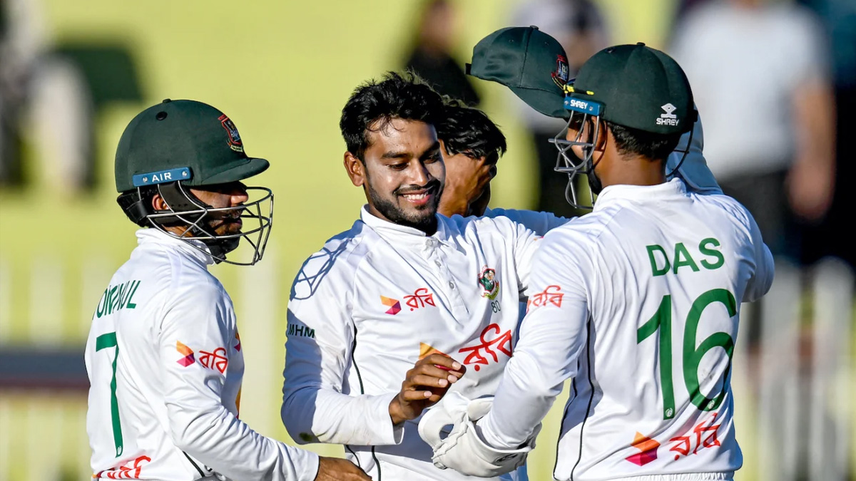 রাওয়ালপিন্ডি টেস্ট: স্বস্তি নিয়ে দ্বিতীয় দিন শেষ করলো বাংলাদেশ