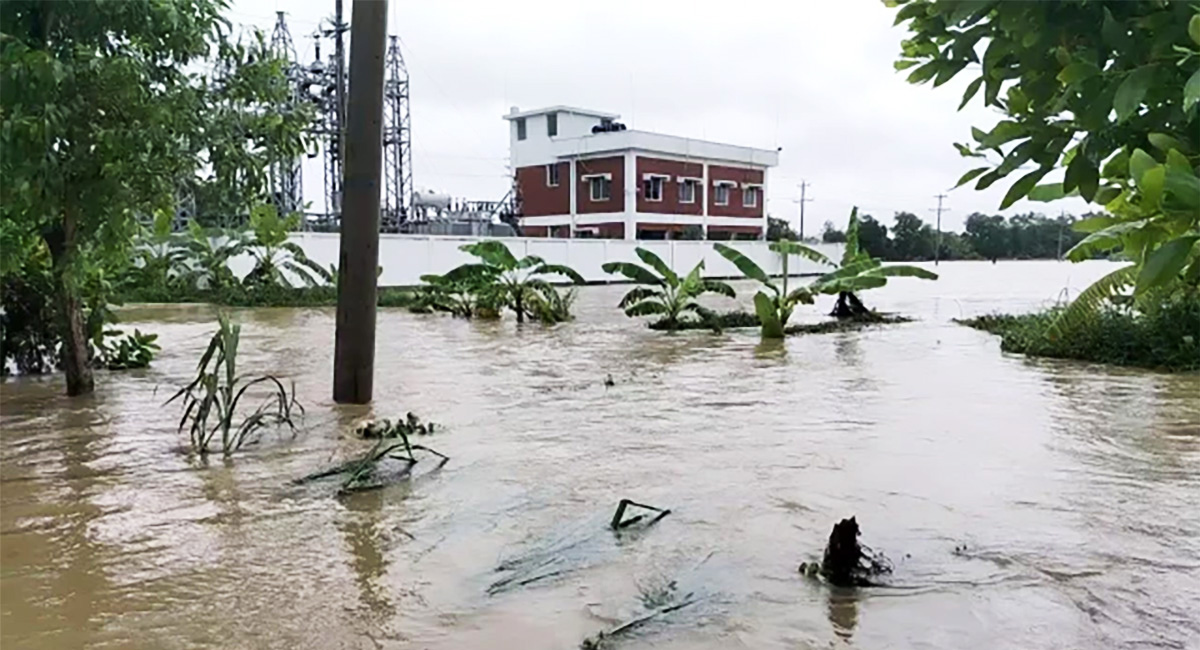 বাংলাদেশে বন্যার কারণ অতিবৃষ্টি, ডম্বুরের জলকপাট খোলার জন্য নয়: ভারতের পররাষ্ট্র মন্ত্রণালয়