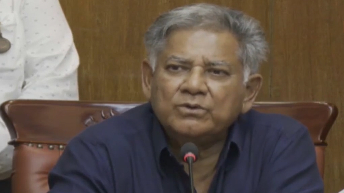 আওয়ামী লীগকে দল গুছিয়ে আসতে বললেন স্বরাষ্ট্র উপদেষ্টা