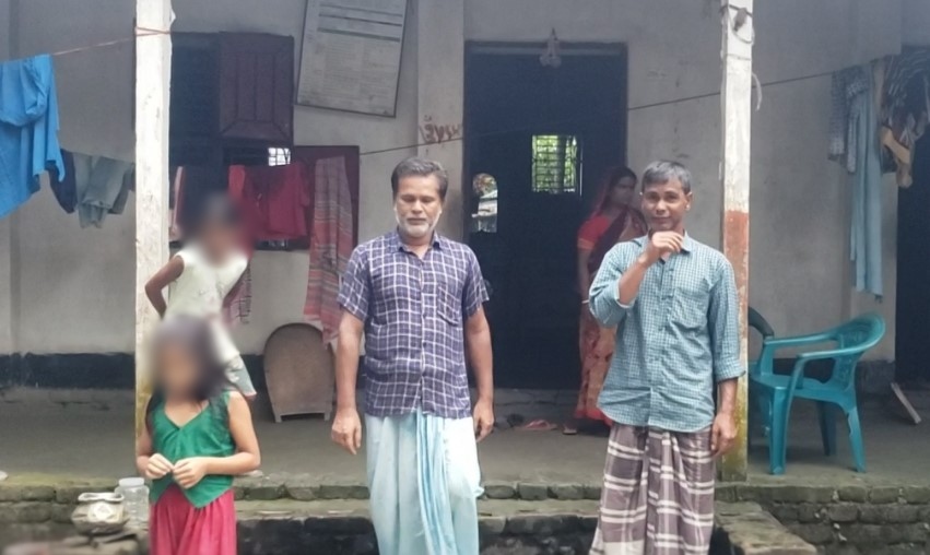 আতঙ্কে নয়, পূজায় অংশ নিতে সীমান্ত পার হয়েছিলেন ৭ সনাতন ধর্মালম্বী