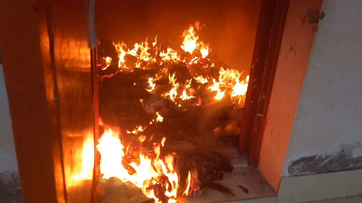 শেরপুরে জেলা কারাগারে হামলা, পালিয়ে গেছে ৫২৭ বন্দি