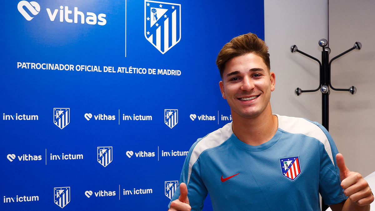 রেকর্ড গড়ে ম্যানসিটি থেকে অ্যাটলেটিকোয় আলভারেজ