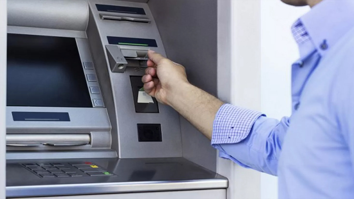 স্বাভাবিক হয়েছে এটিএম বুথের কার্যক্রম