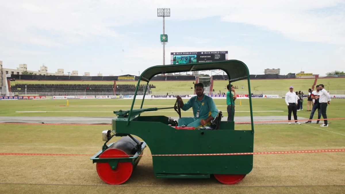 রাওয়ালপিন্ডি টেস্ট: আউটফিল্ড ভেজায় দ্বিতীয় সেশনও শেষ, টস দুপুর ৩টায়