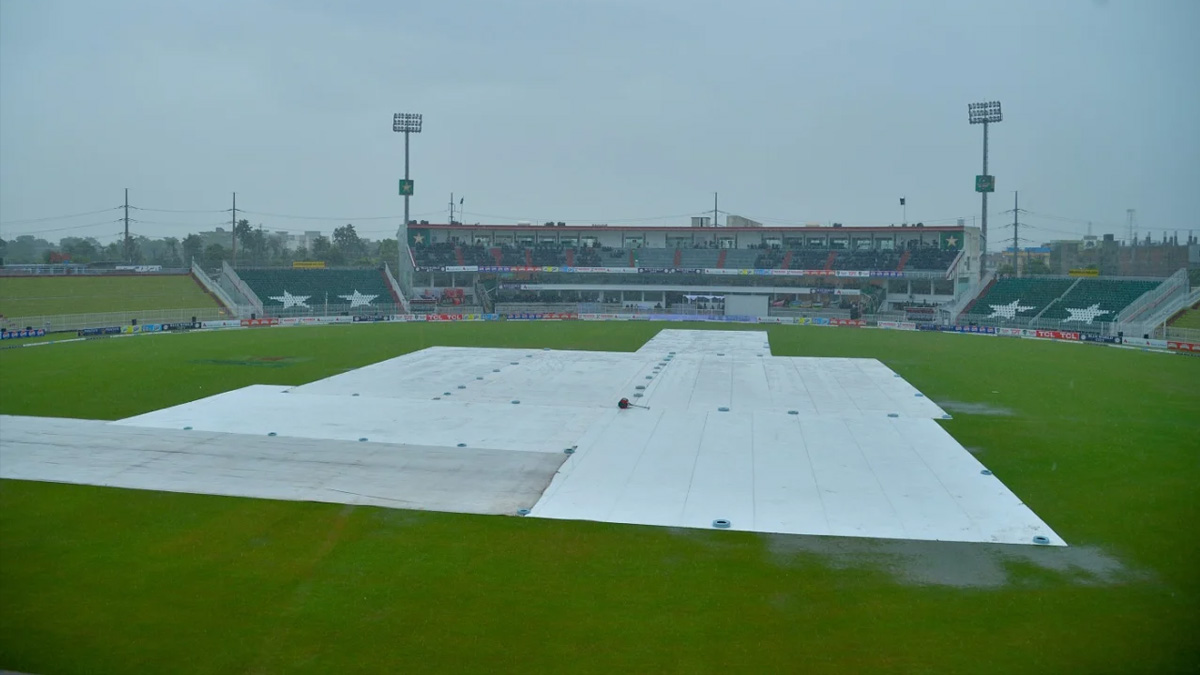 রাওয়ালপিন্ডি টেস্ট: বৃষ্টির কারণে বিলম্বিত টস
