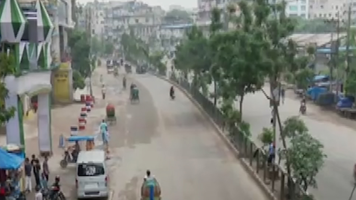 অসহযোগ আন্দোলন: যান চলাচল কম বিভিন্ন জেলায়