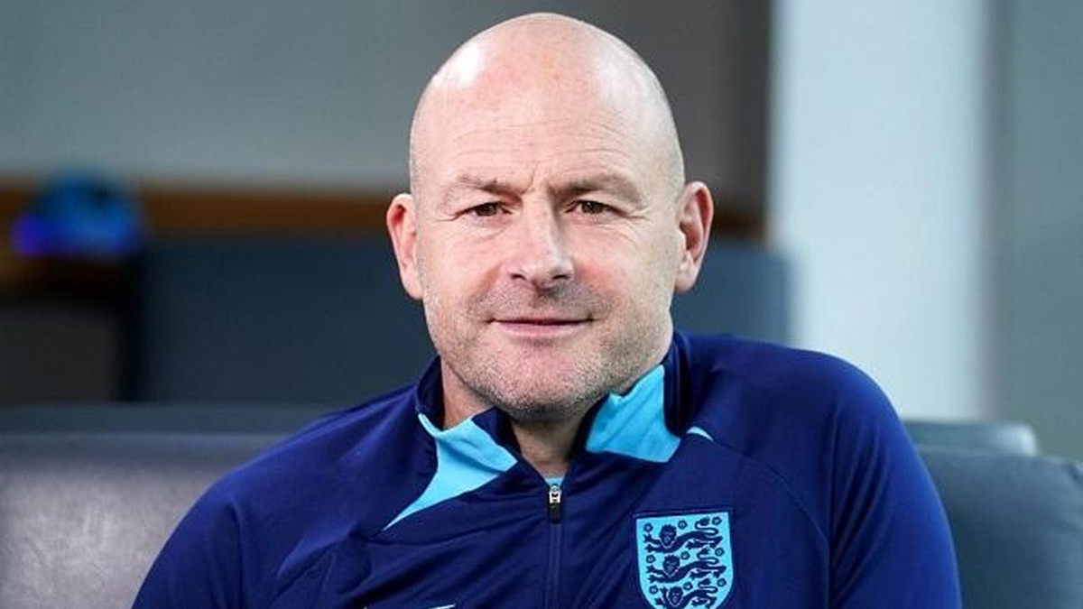 ইংল্যান্ডের অন্তর্বর্তীকালীন কোচ কার্সলি