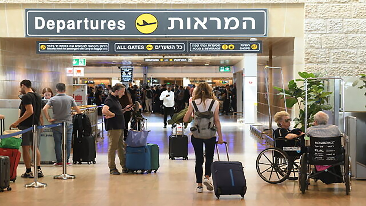 হামলার ভয়ে ইসরায়েলে আন্তর্জাতিক ফ্লাইট বাতিলের হিড়িক